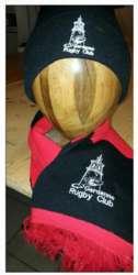 Bonnet et écharpe aux couleurs et logo du Gardanne Rugby Club saison 2019-2020